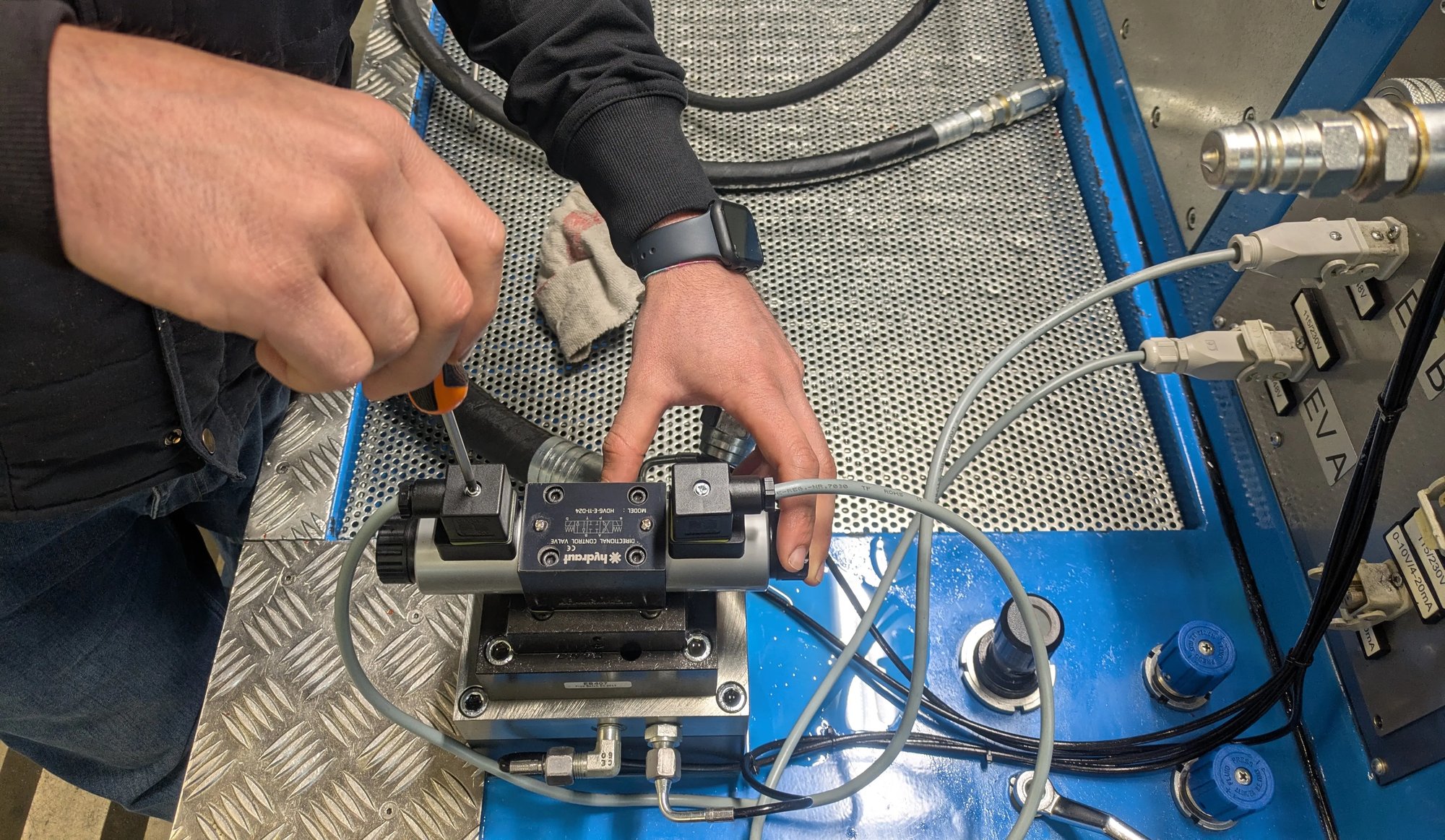 internal test bench Hydraut