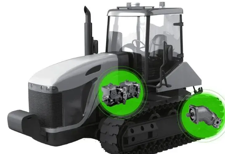 Tracked agricultural machine with Hytek closed-circuit travel pump and motors